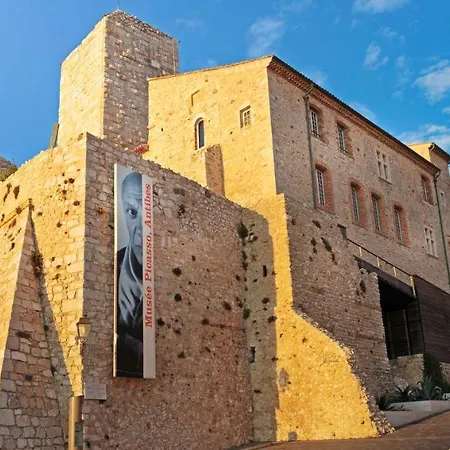 Nice Renting - Massena - Loft - Heart Of Vieil Antibes - The Market With Sea View Exterior photo