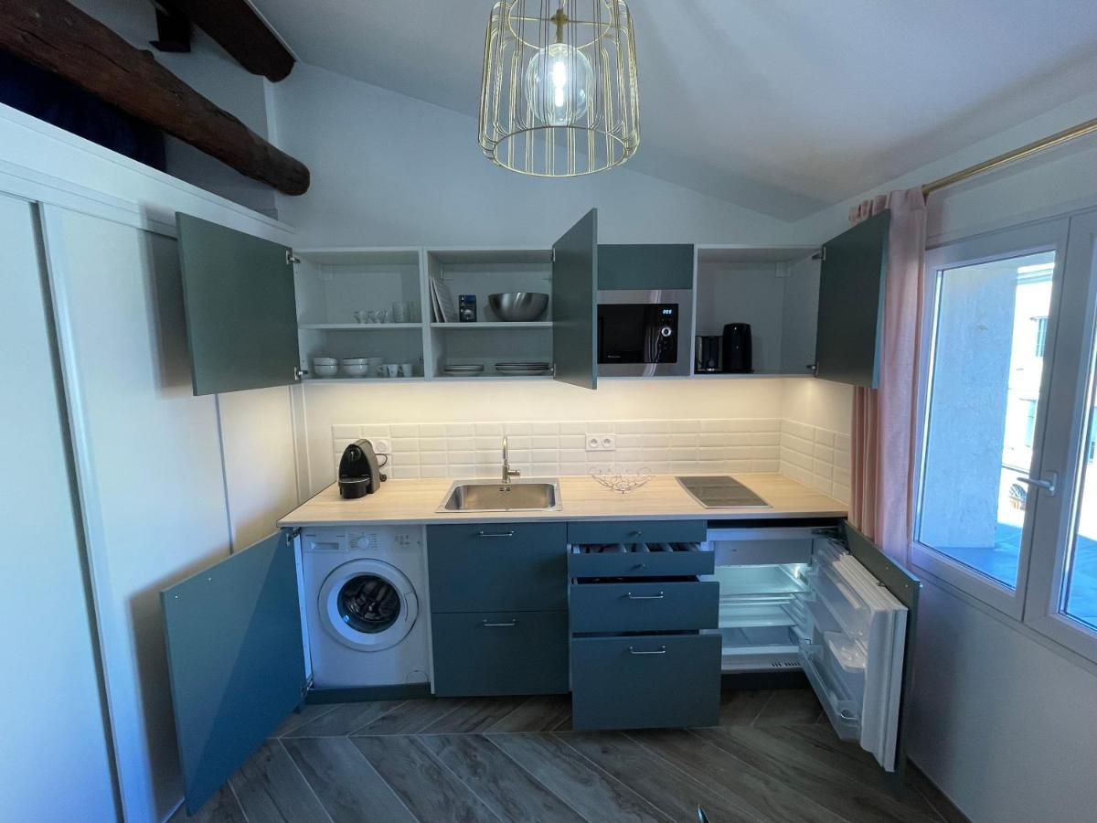 Apartment Renting - Massena - Loft - Heart Of Vieil - The Market With Sea View *